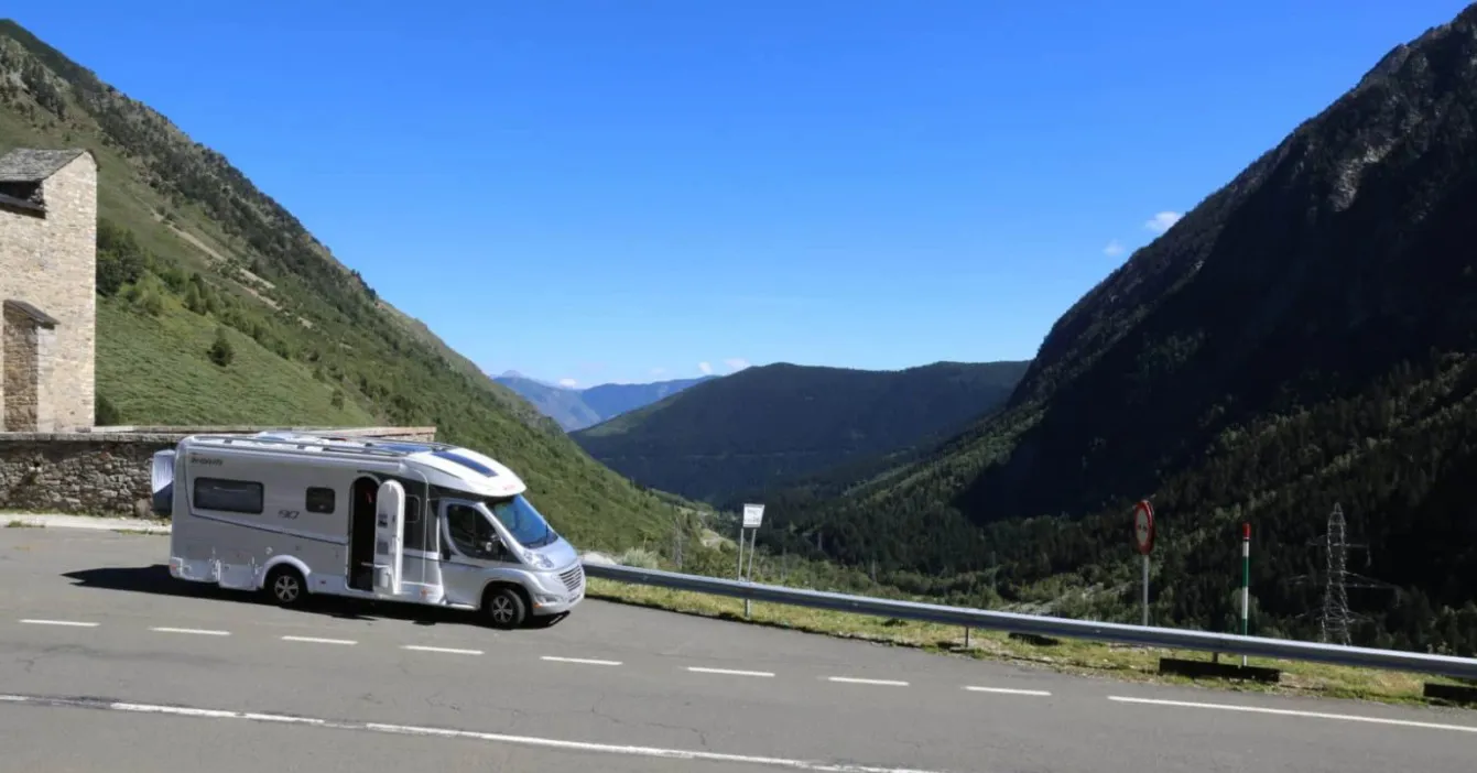 Motorhome Tours Hero.2