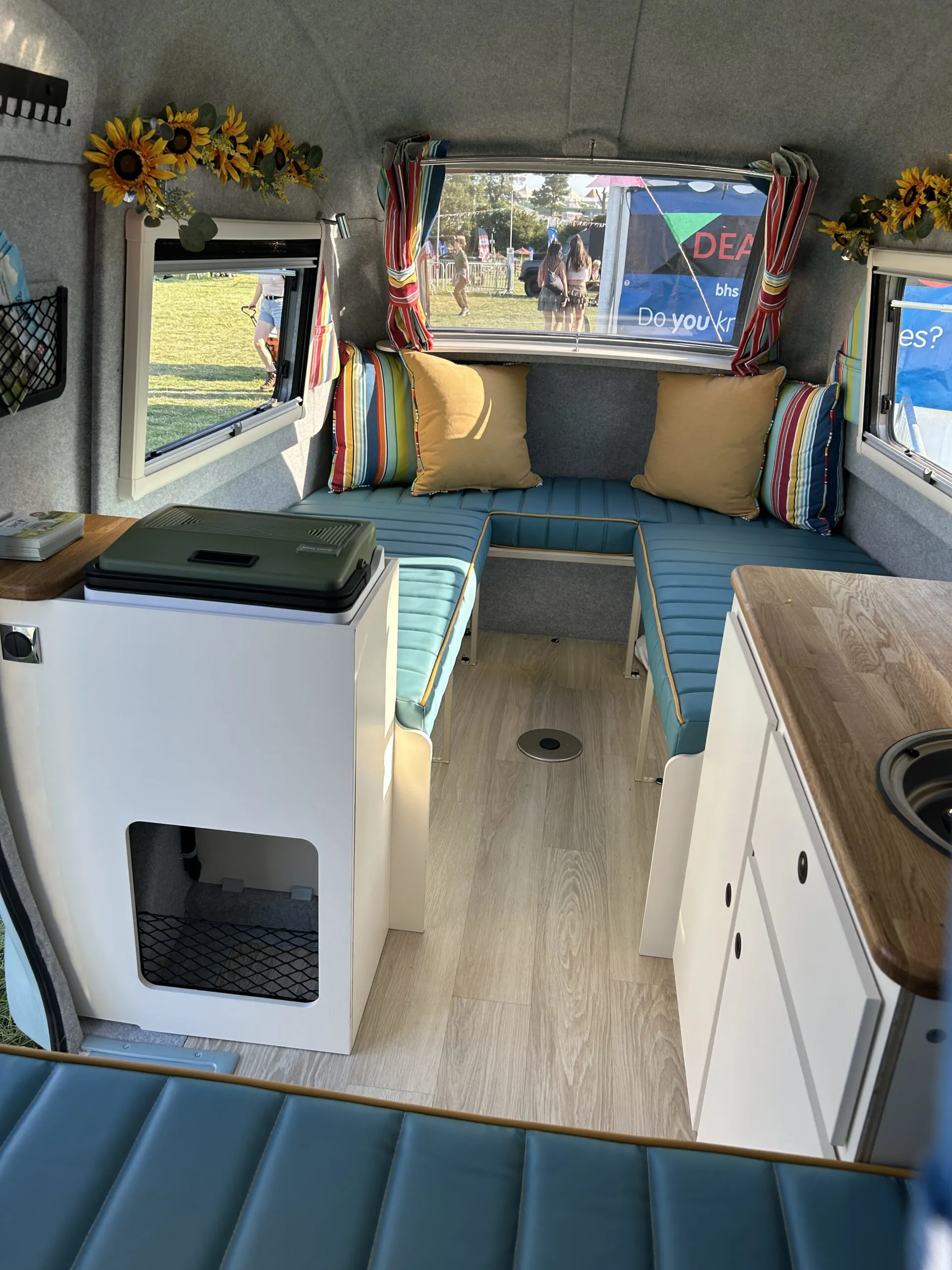 Barefoot Bothy 3 Berth Front Back