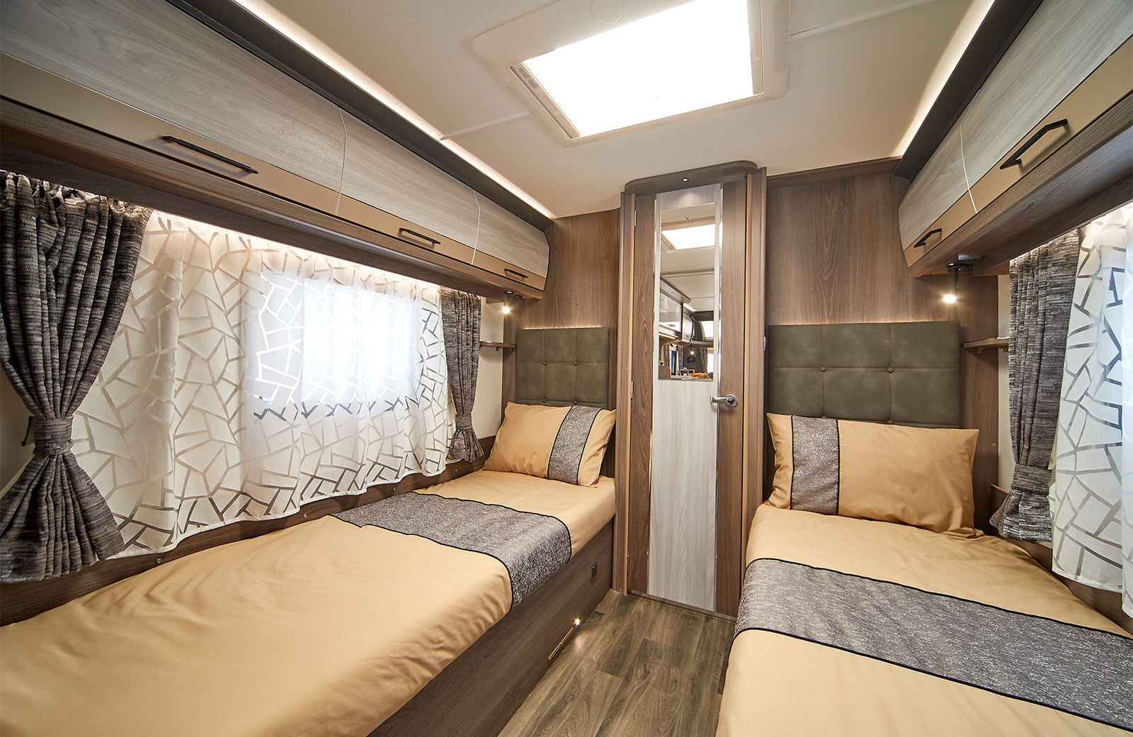 Coachman Lusso III Twin Axle 4 Berth Fixed Separate Beds Caravan Bedroom