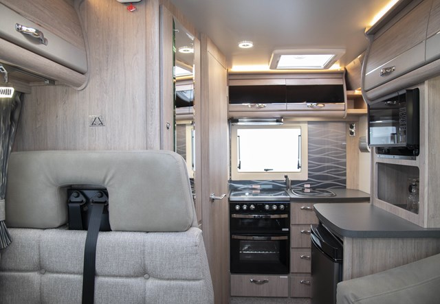 Nuevo ES Front To Back Min 640X443