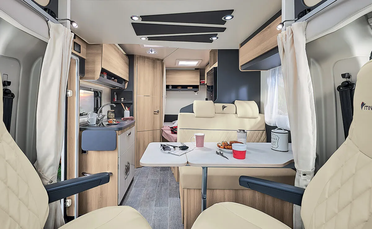 Itineo Inside Camping Car Itineo Pf600 Salon