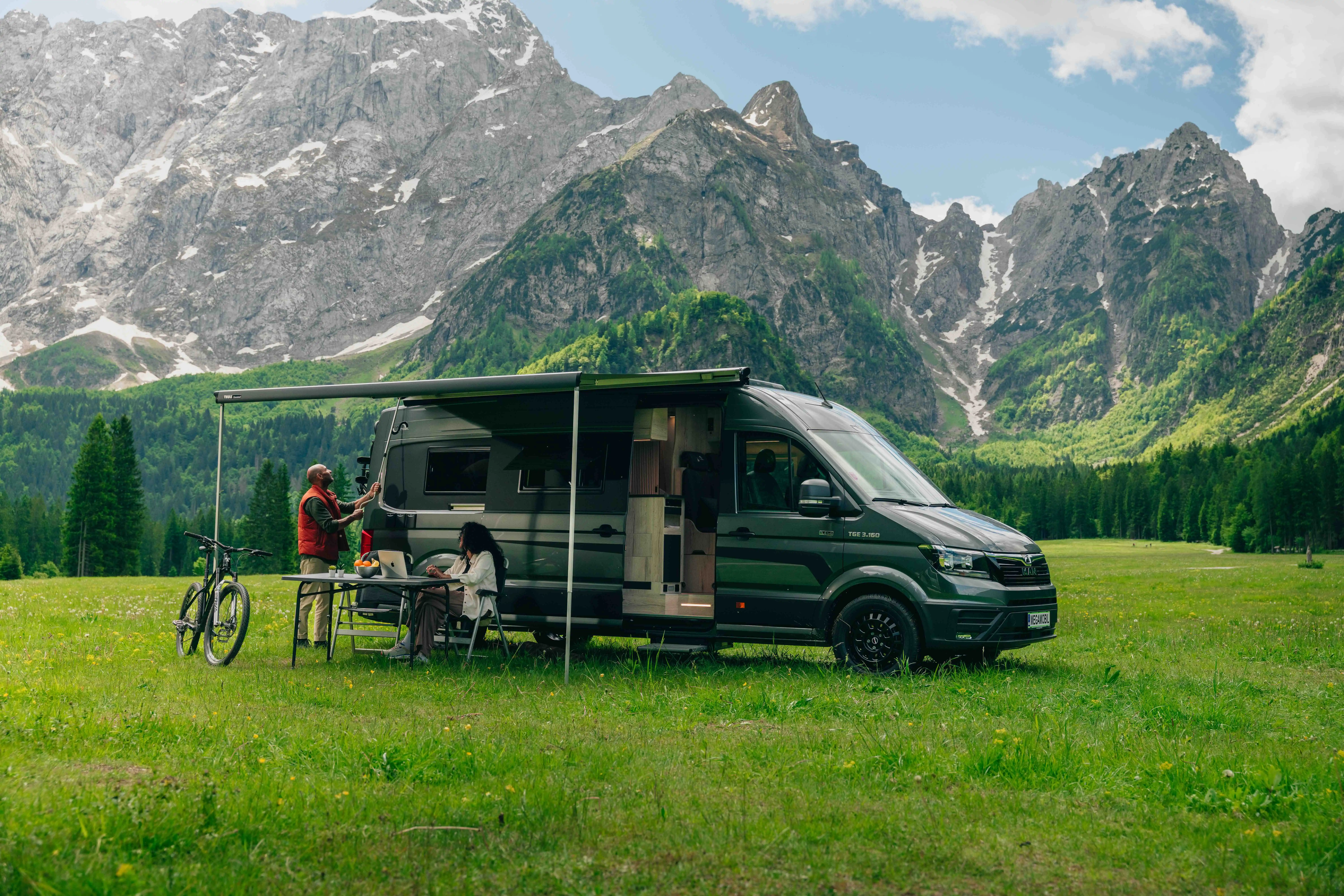 Mega Mobil Campervan