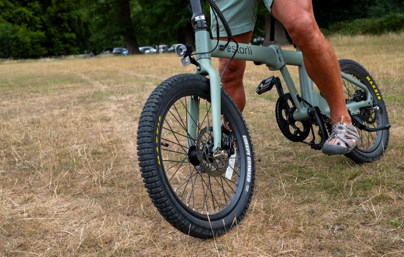 Estarli Folding Bikes Lifestyle 2