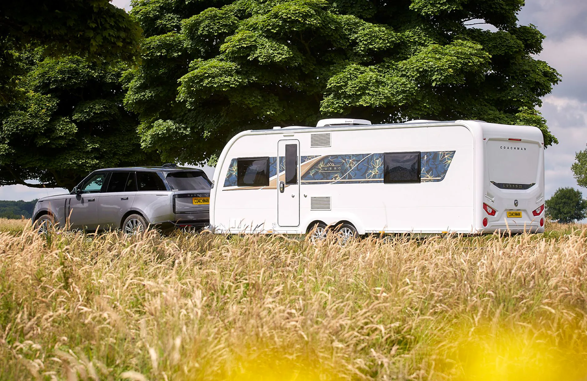 Coachman Lusso III Twin Axle 4 Berth Fixed Separate Beds Caravan Exterior (1)