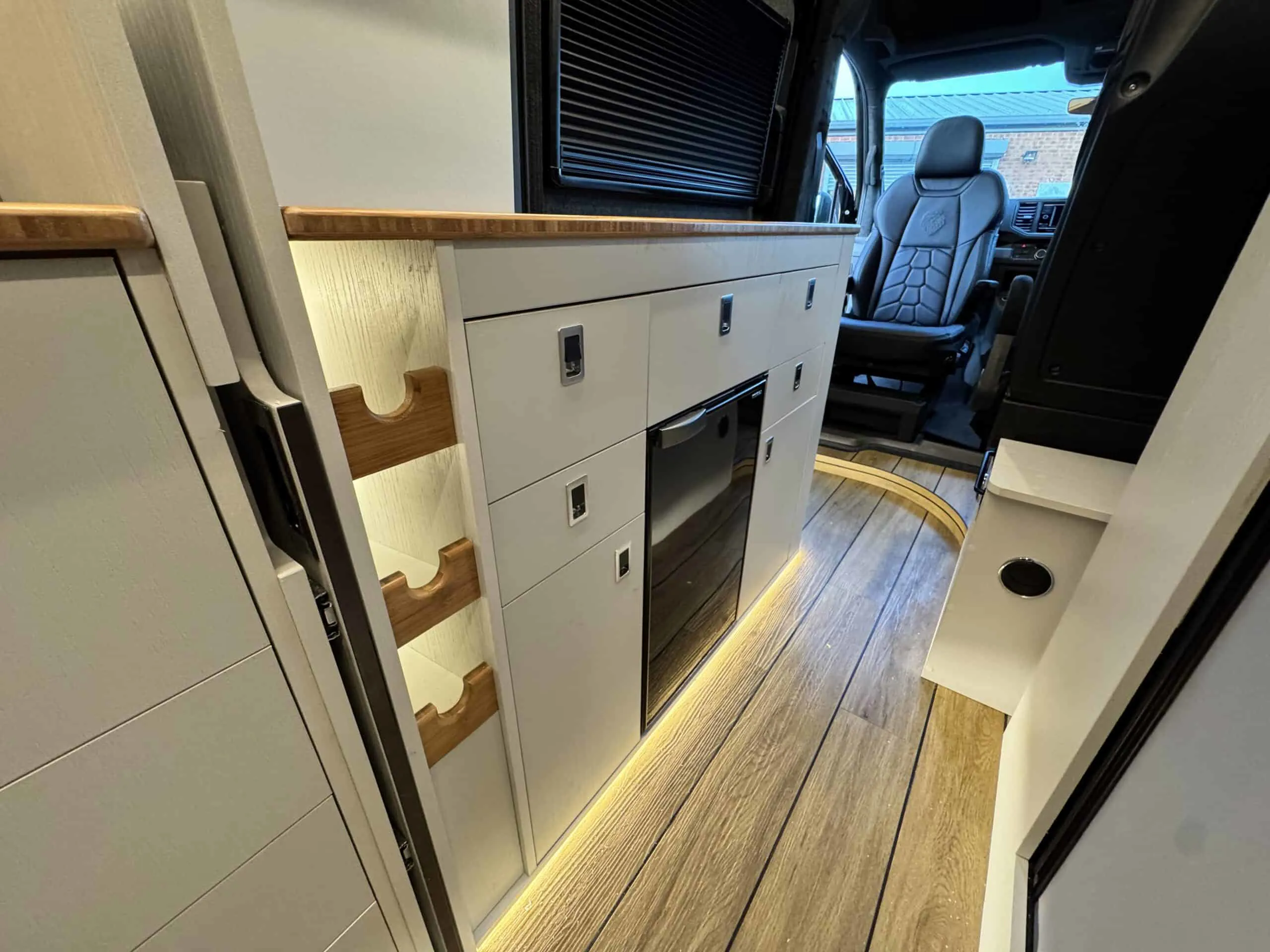 Knights Custom Conversions Prestige XL Front Back V2 (1)