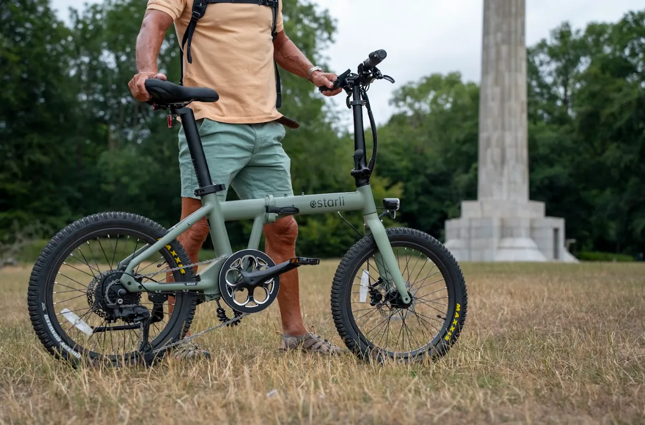 Estarli Folding Bikes Lifestyle 4 Copy