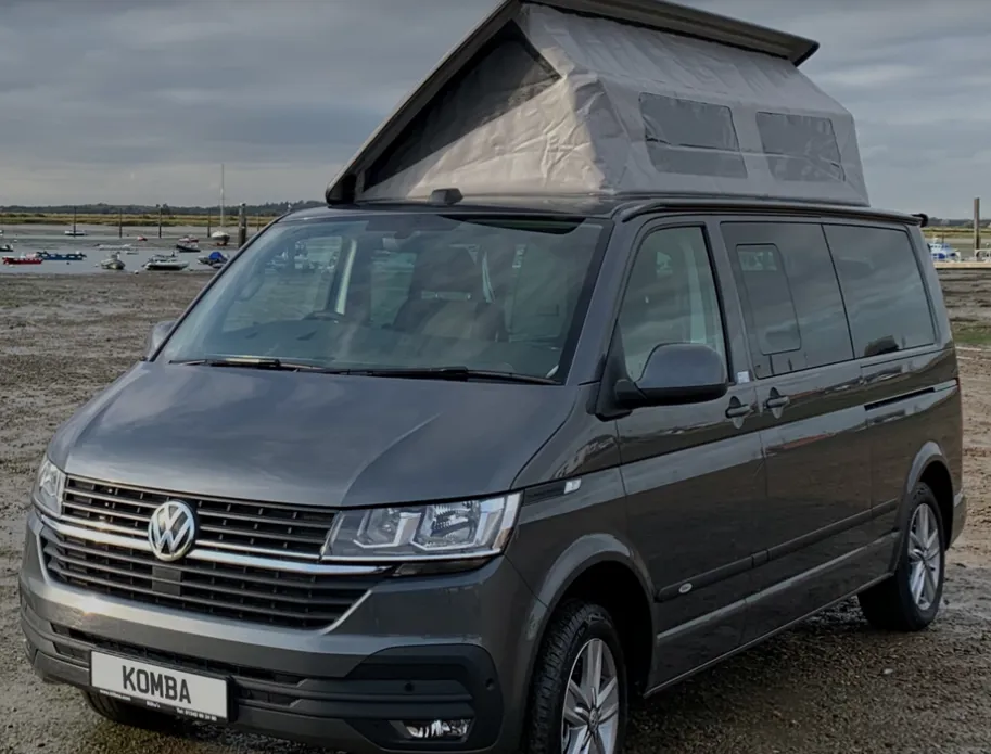 Bilbo's Komba Exterior