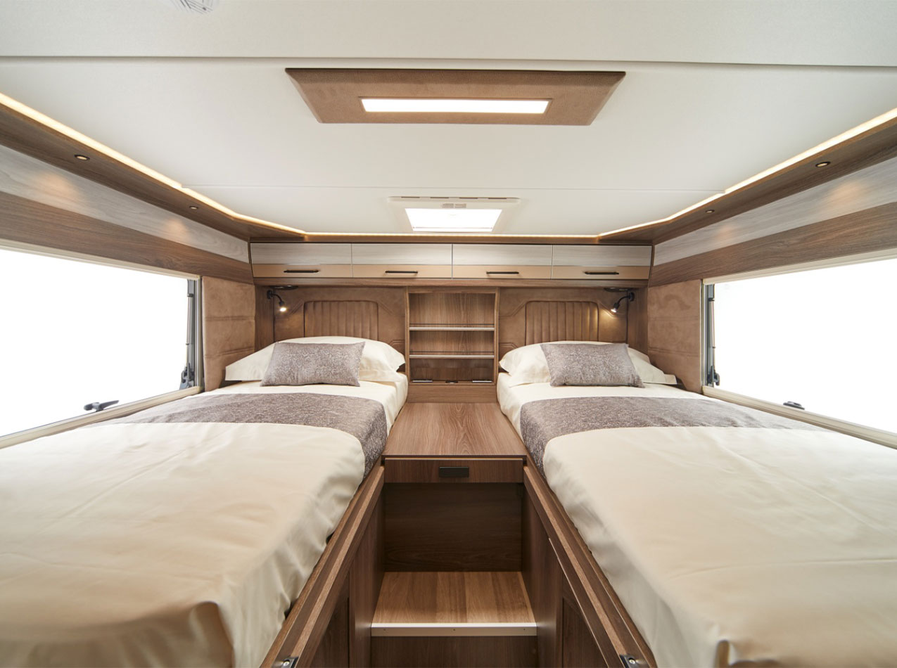 Coachman Avventura Interior Sliders 4